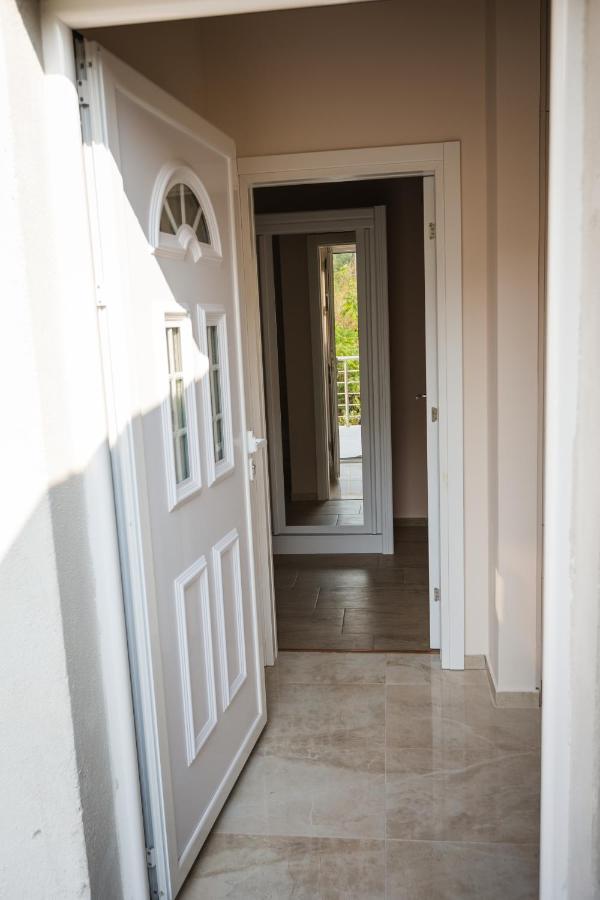 Apartmani Peko Kotor Buitenkant foto