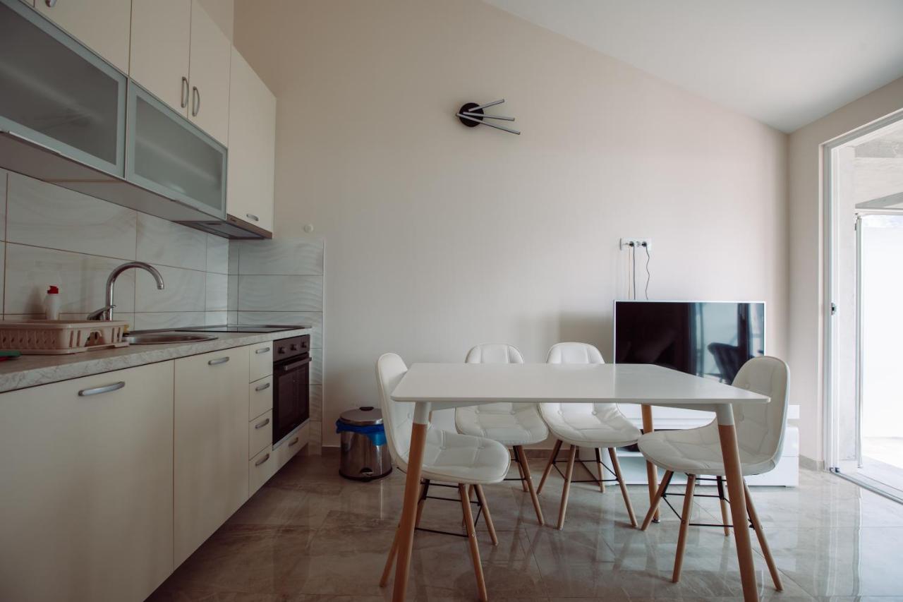 Apartmani Peko Kotor Buitenkant foto