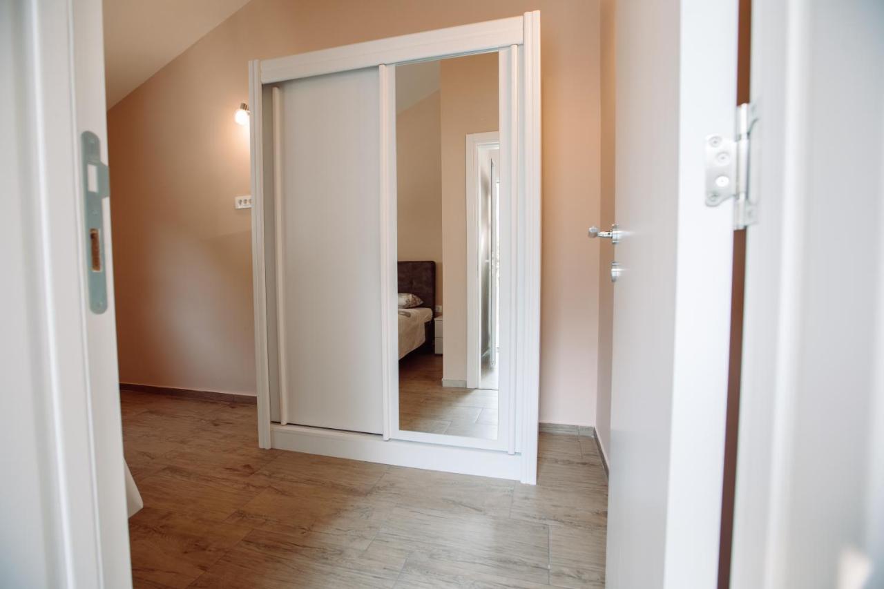 Apartmani Peko Kotor Buitenkant foto