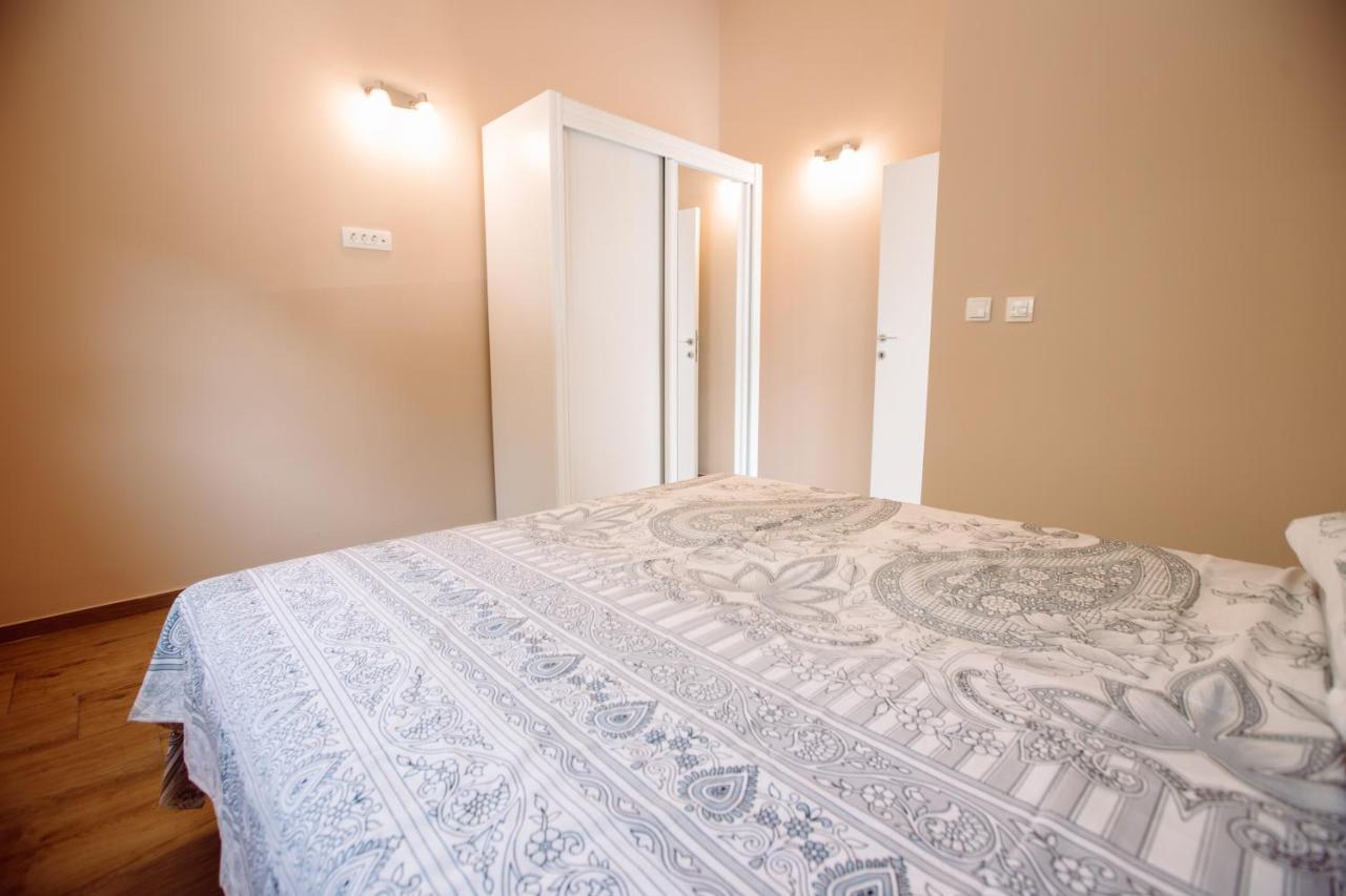 Apartmani Peko Kotor Buitenkant foto