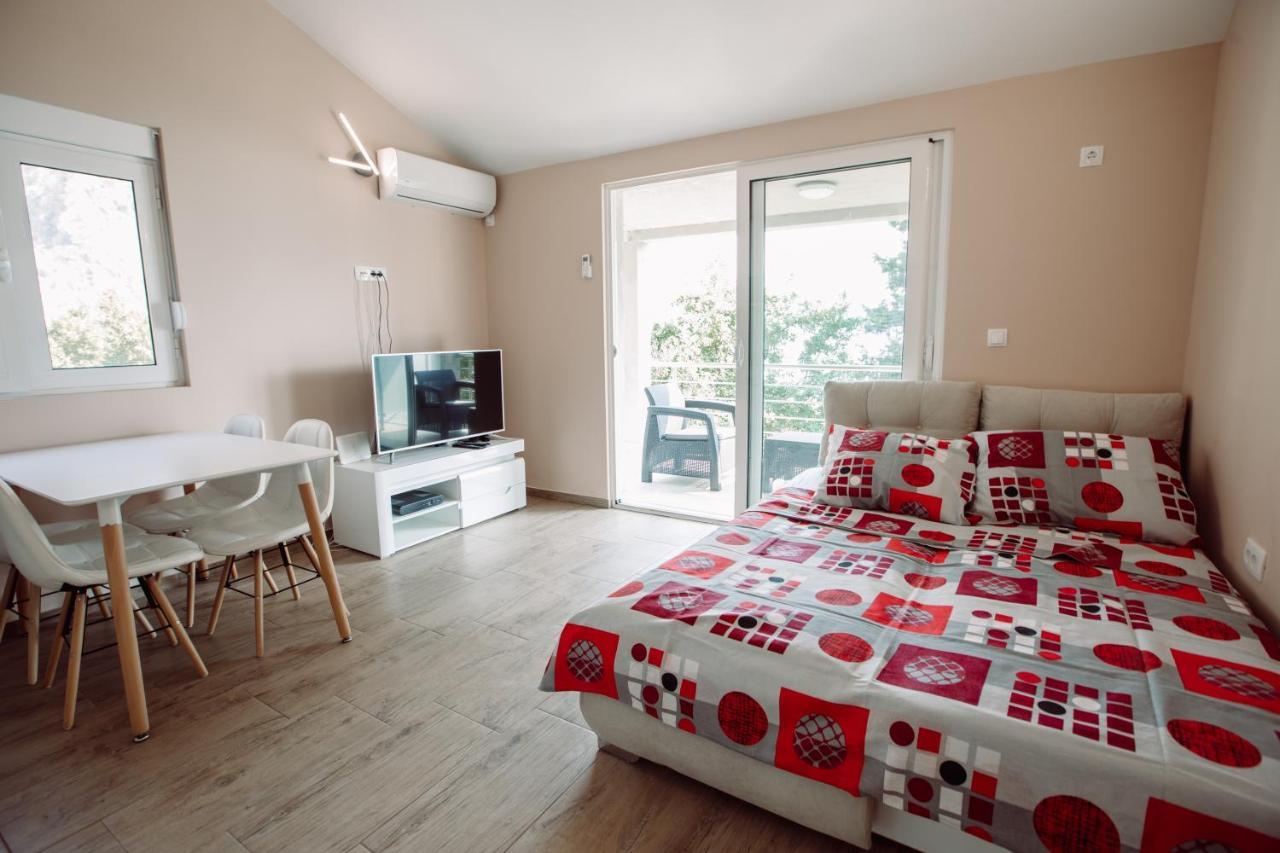 Apartmani Peko Kotor Buitenkant foto